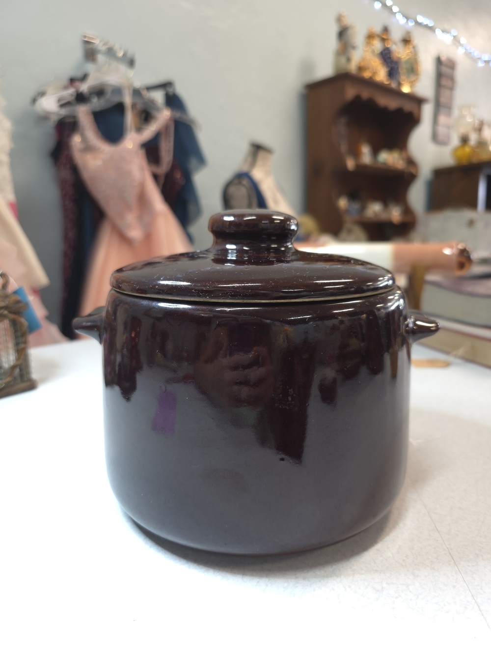 West Bend USA Dark Brown  Covered Stoneware Pot W/lid